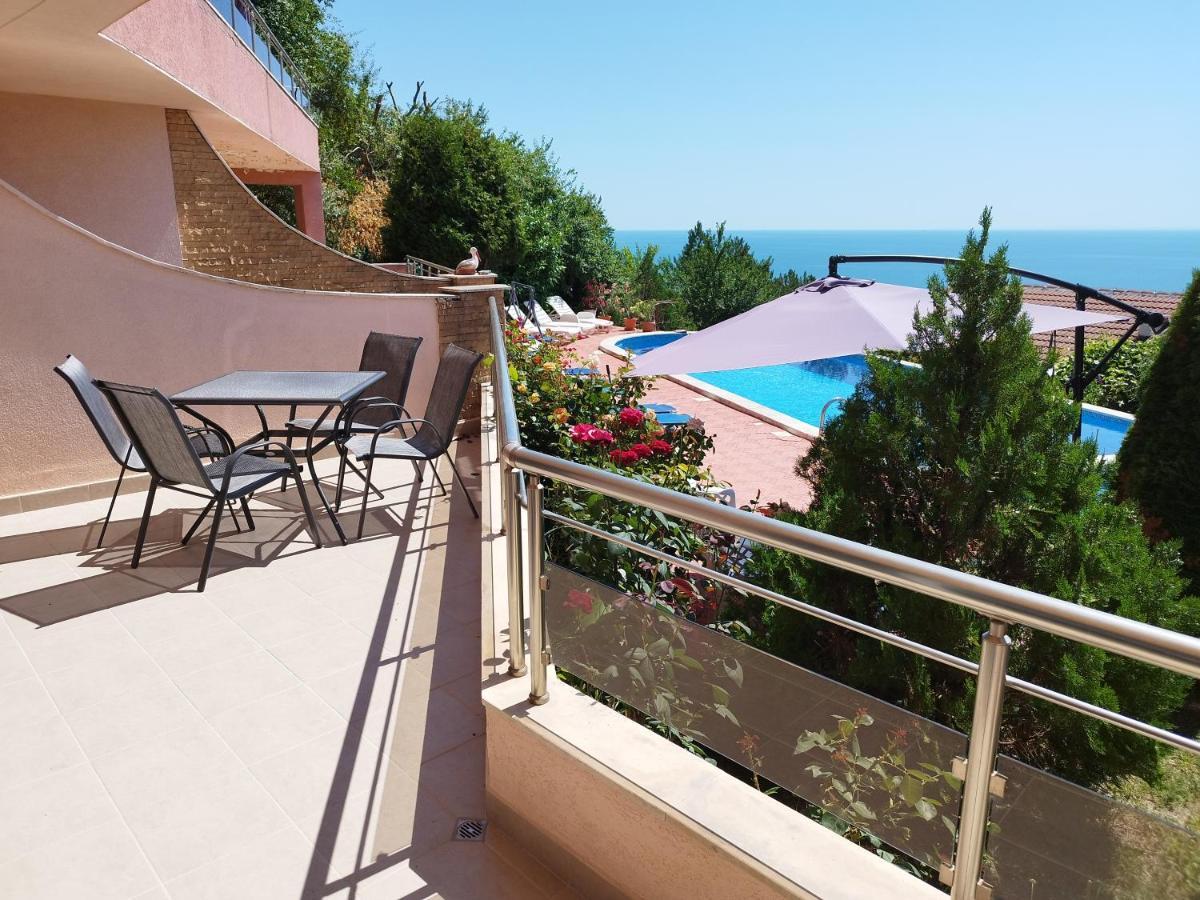 Appartement Green, quiet&beautiful 1 à Kavarna Extérieur photo